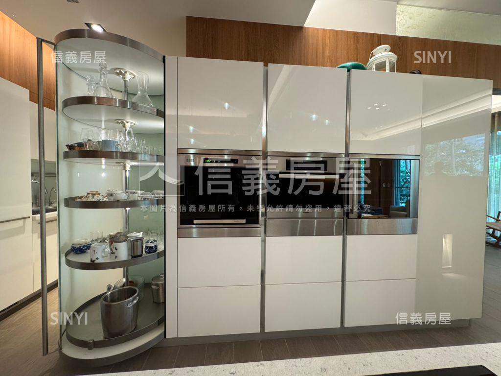 雙園環抱★雍容庭院戶房屋室內格局與周邊環境