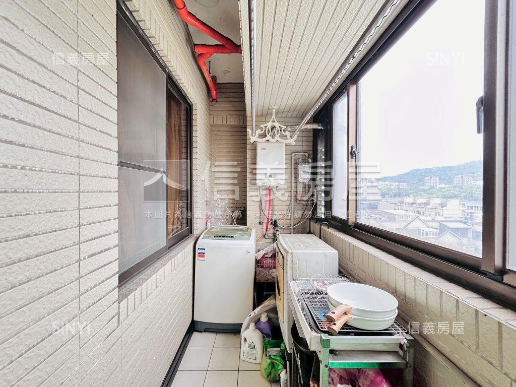 智慧家優質三房雙車位房屋室內格局與周邊環境