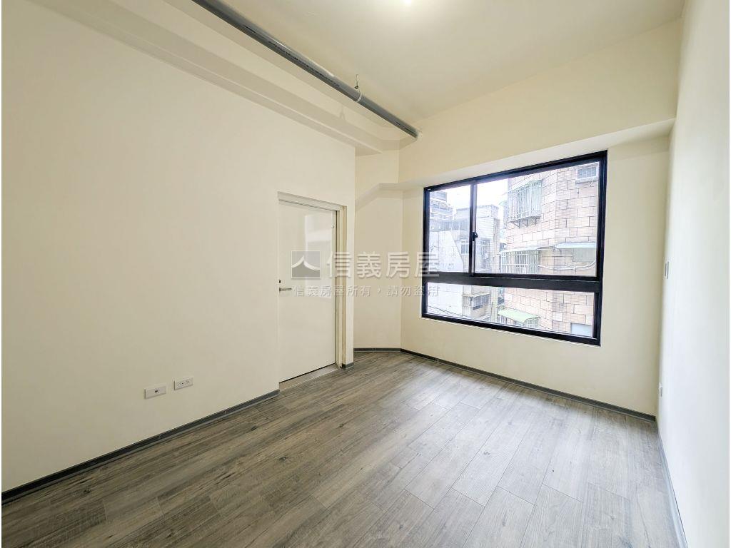 中山逸品～４樓房屋室內格局與周邊環境