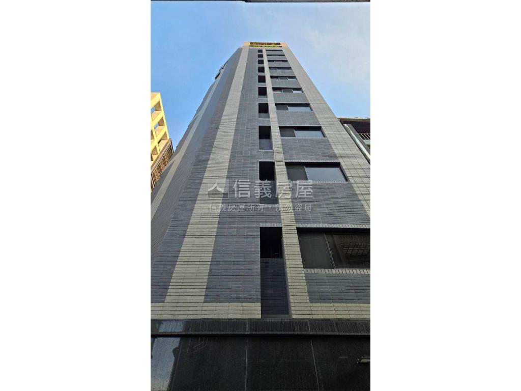 中山逸品～４樓房屋室內格局與周邊環境