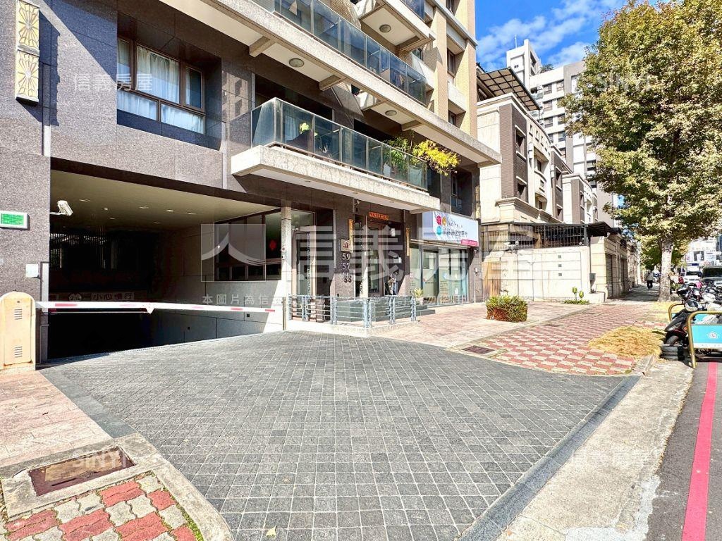 情定水蓮８三房平車位釋出房屋室內格局與周邊環境