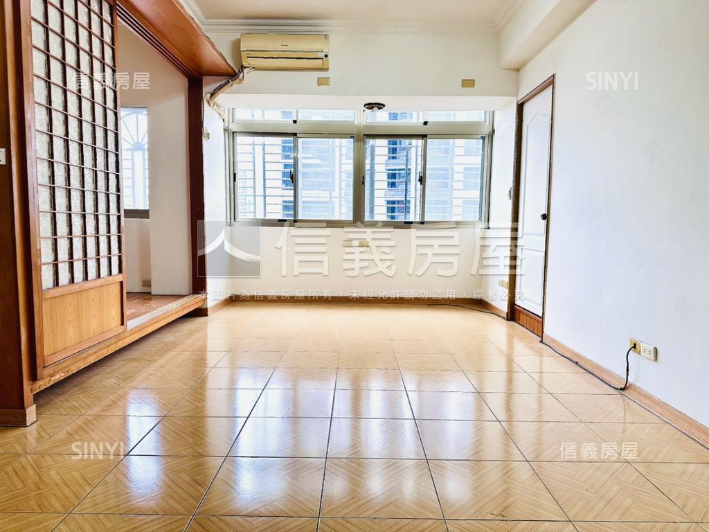 捷運邊間２房輕鬆成家房屋室內格局與周邊環境