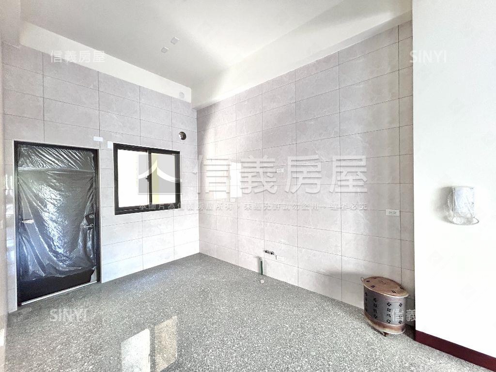 沙鹿全新５．５米面寬透天房屋室內格局與周邊環境