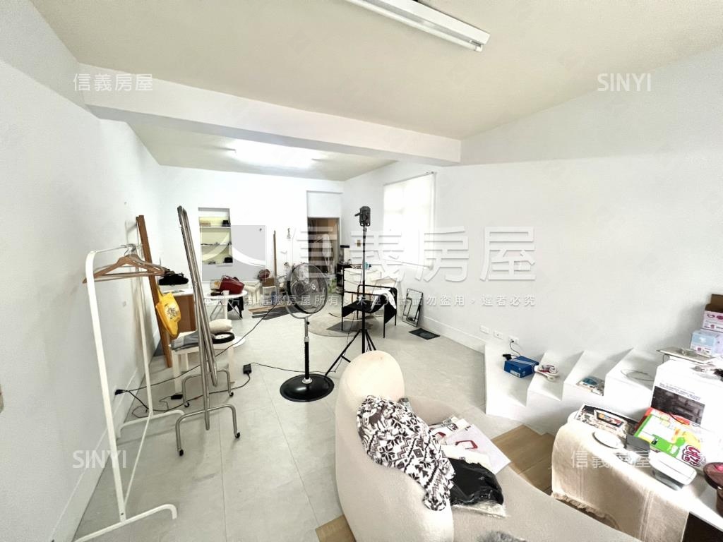 近ＳＯＧＯ中美街透店房屋室內格局與周邊環境