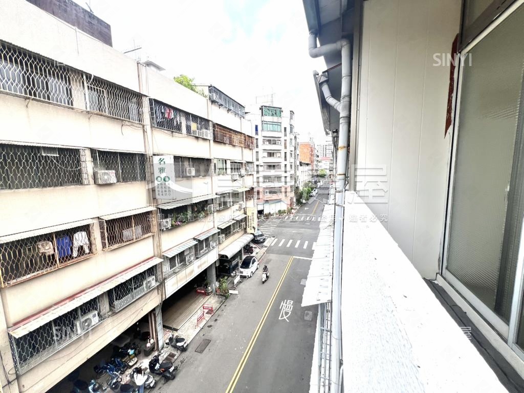 近ＳＯＧＯ中美街透店房屋室內格局與周邊環境
