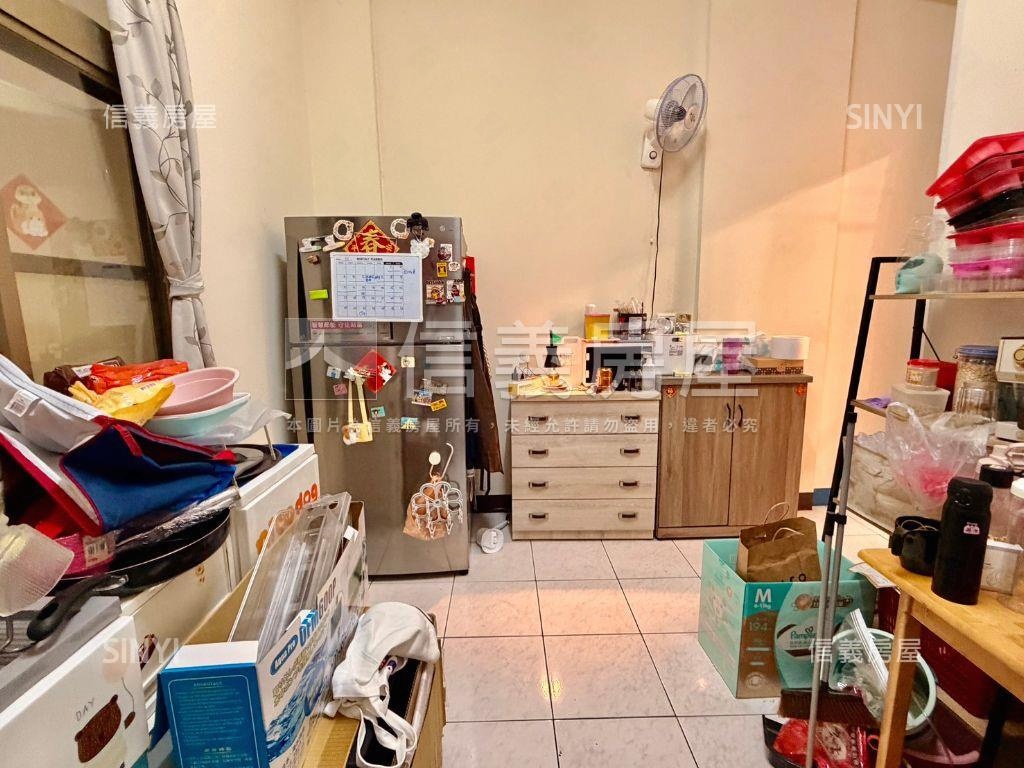 仁武角窗大地坪透天房屋室內格局與周邊環境