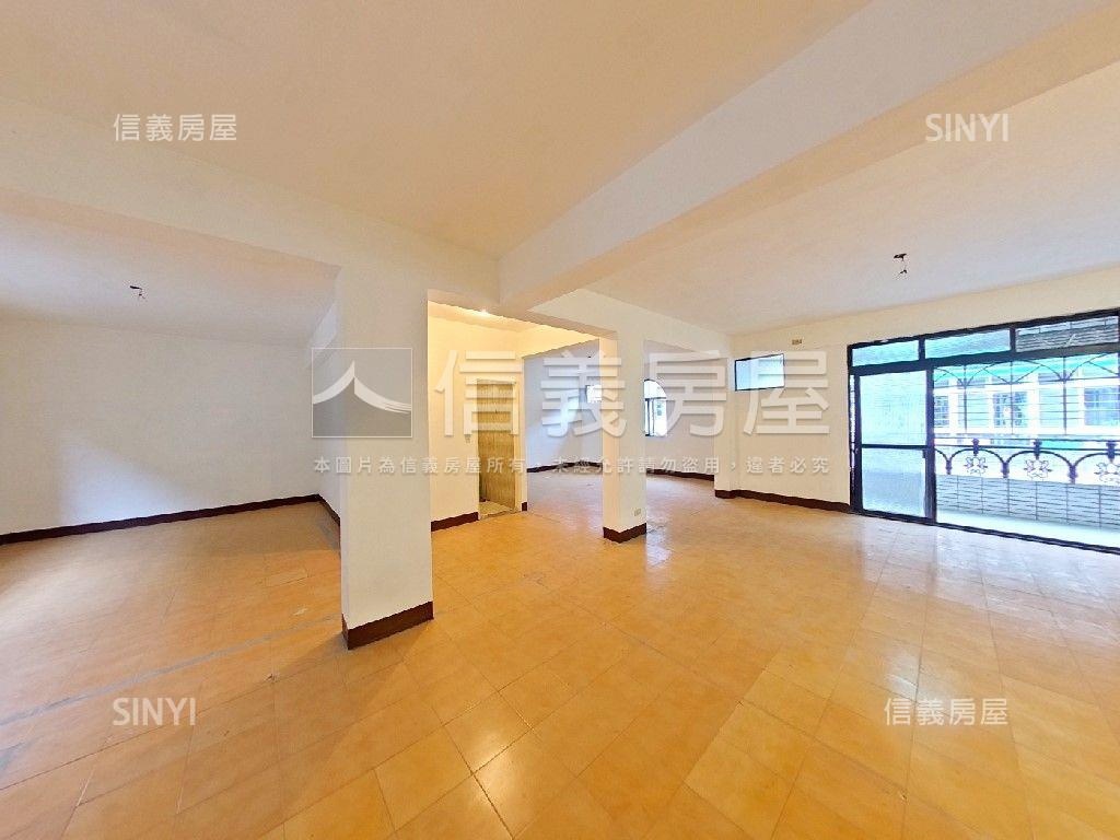 俊英街方正大空間公寓房屋室內格局與周邊環境