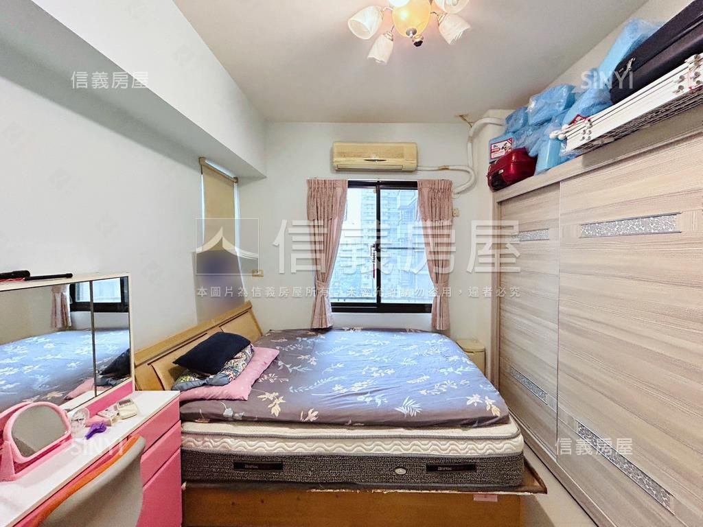 佳泰樂薇。中國醫兩房平車房屋室內格局與周邊環境