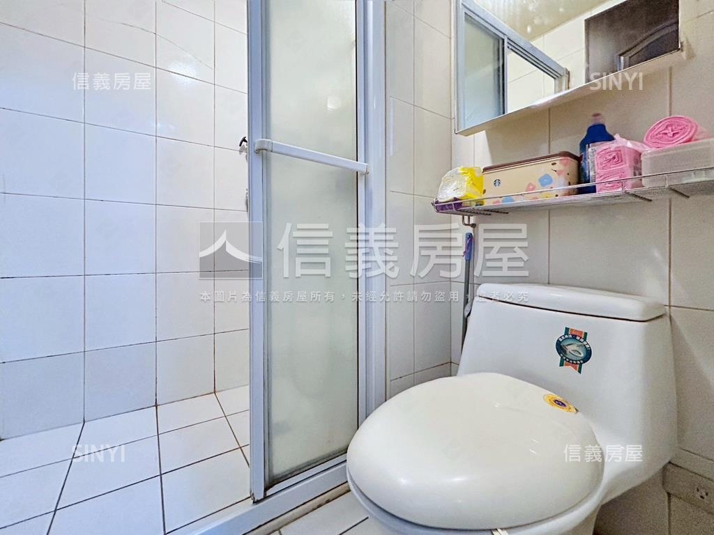 佳泰樂薇。中國醫兩房平車房屋室內格局與周邊環境