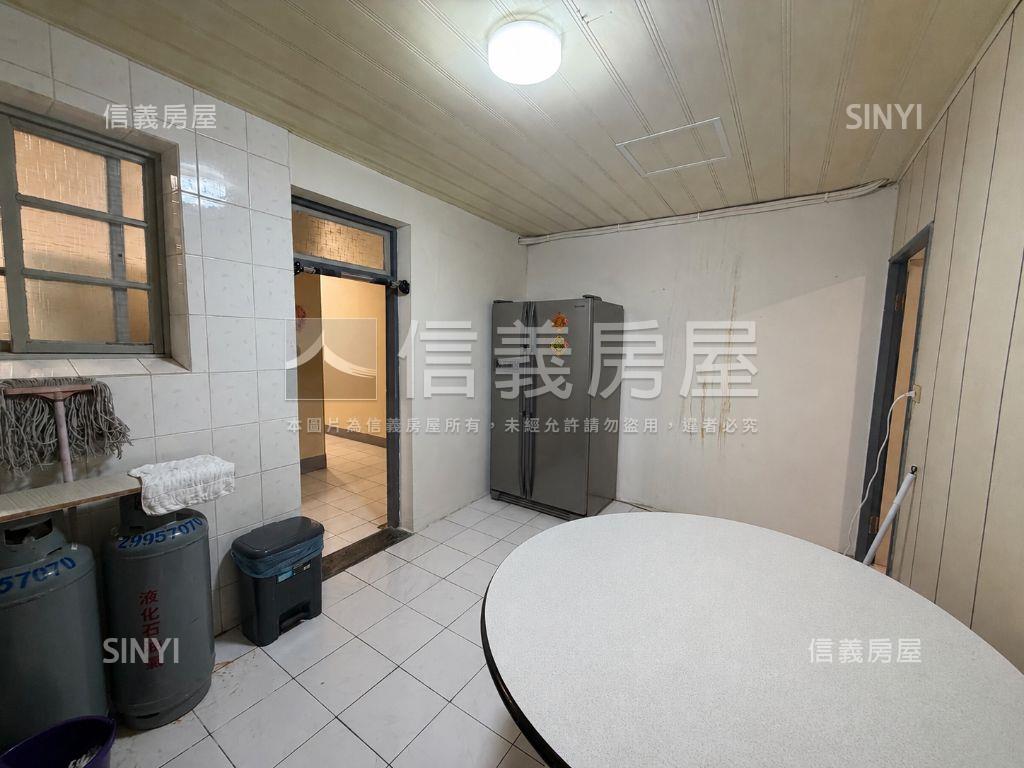 中寮頂加買了一起發房屋室內格局與周邊環境