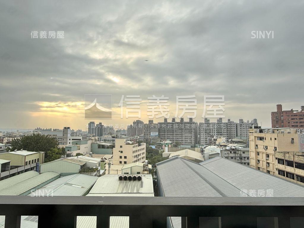 雙鐵文心大慶三房平車房屋室內格局與周邊環境