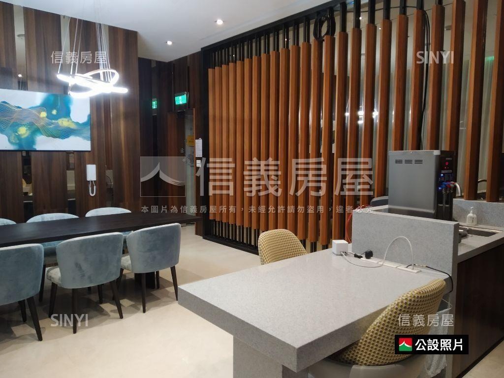 萬大ＯＮＥ１樓金店面房屋室內格局與周邊環境