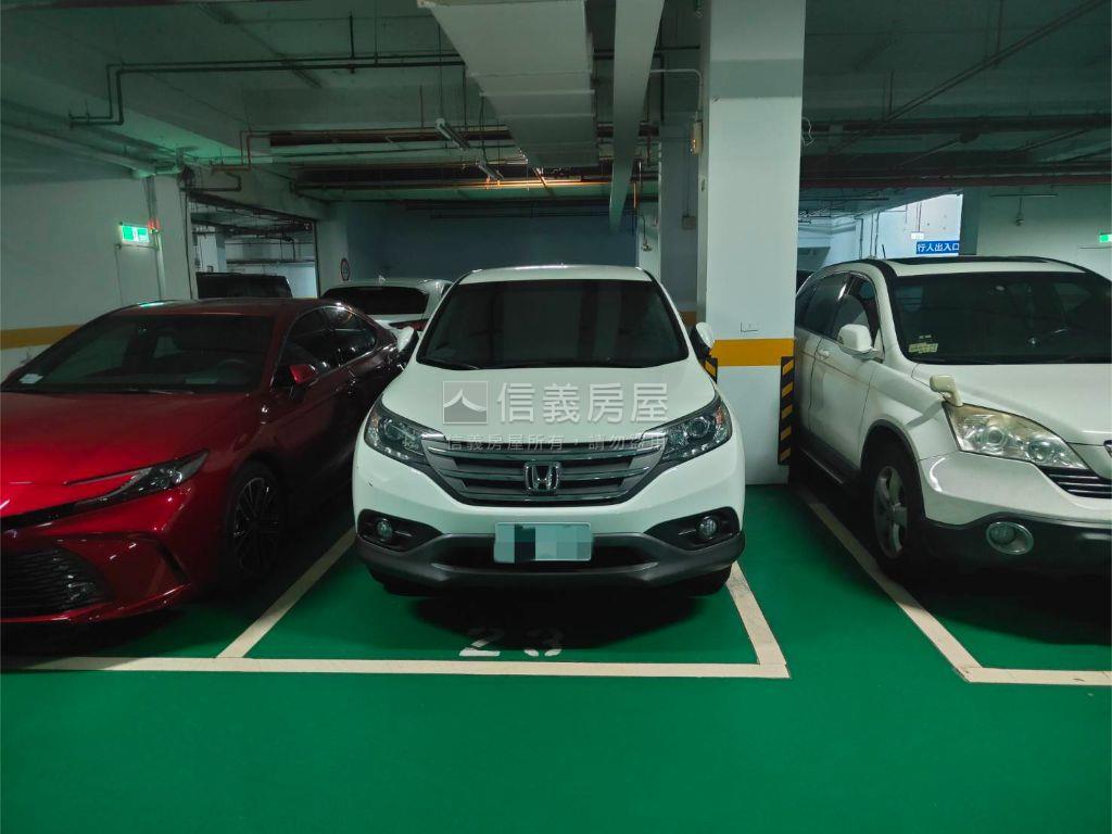 西湖寧境坡平車位房屋室內格局與周邊環境
