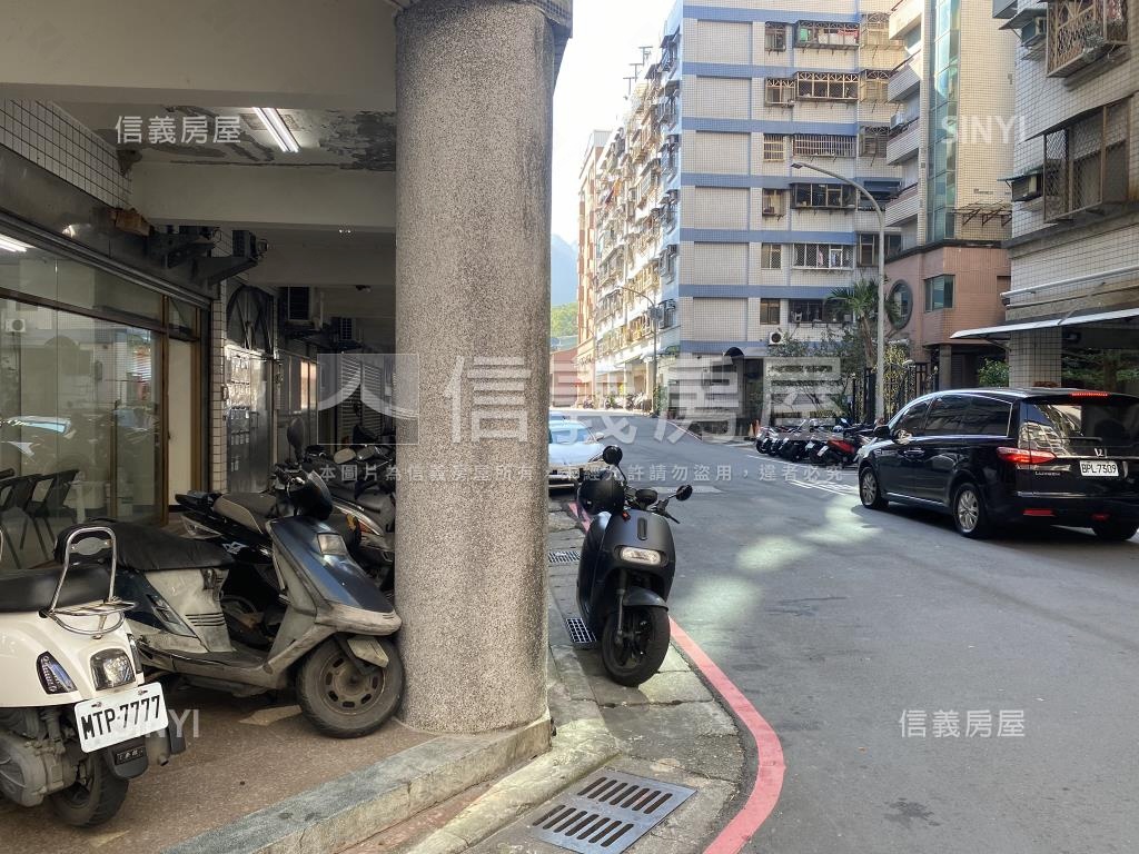 龍形三角窗黃金店面房屋室內格局與周邊環境