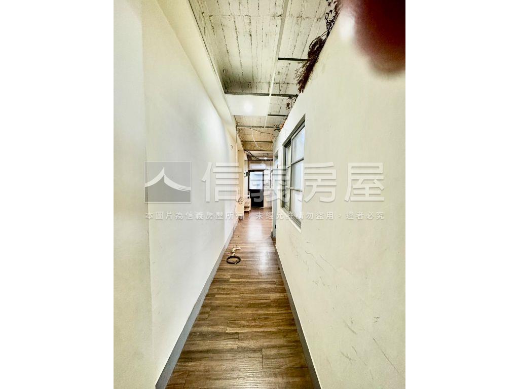 近中區區公所旁高樓２房房屋室內格局與周邊環境