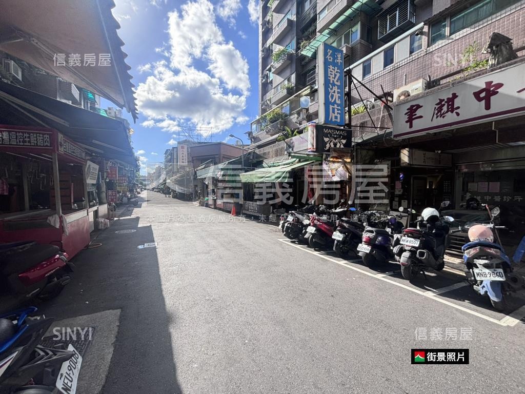近東湖捷運挑高一樓房屋室內格局與周邊環境