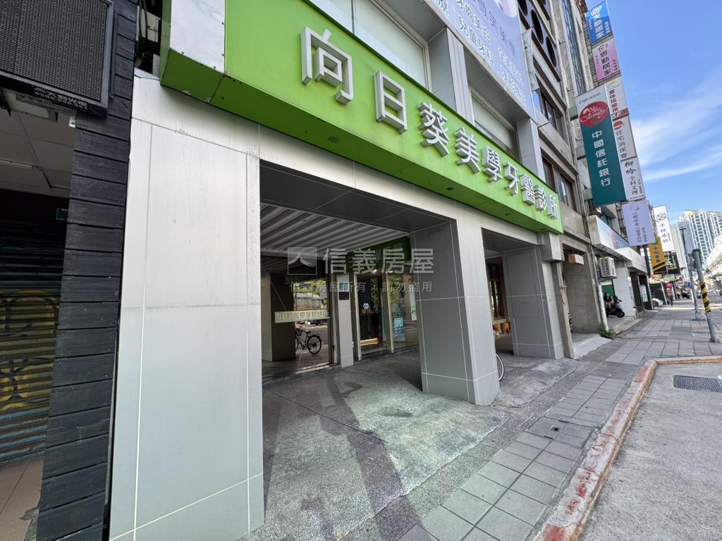 新板特區文化路金店面房屋室內格局與周邊環境