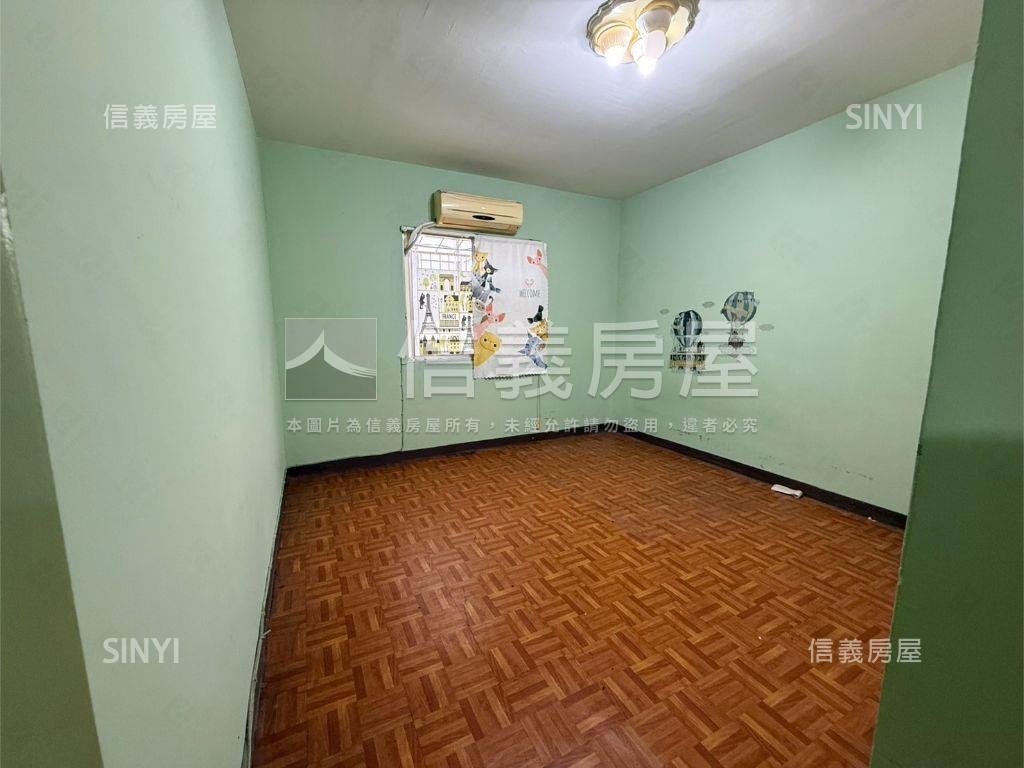 南區近誠品邊間二樓寓房屋室內格局與周邊環境