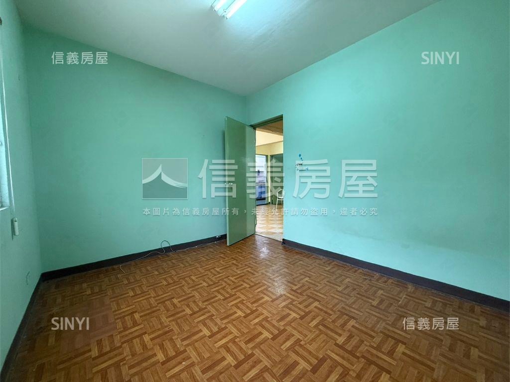 南區近誠品邊間二樓寓房屋室內格局與周邊環境
