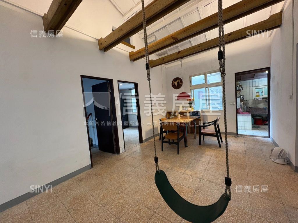 陽明山綠意房房屋室內格局與周邊環境