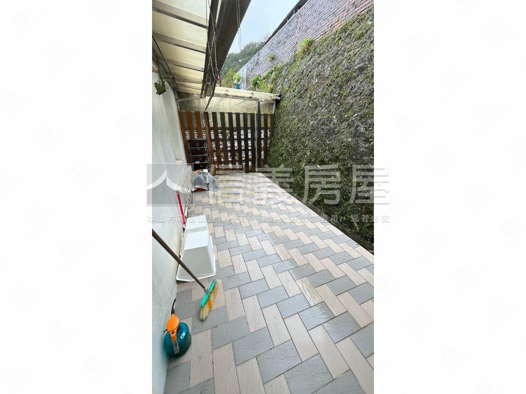 陽明山綠意房房屋室內格局與周邊環境