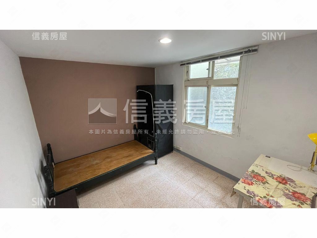 陽明山綠意房房屋室內格局與周邊環境