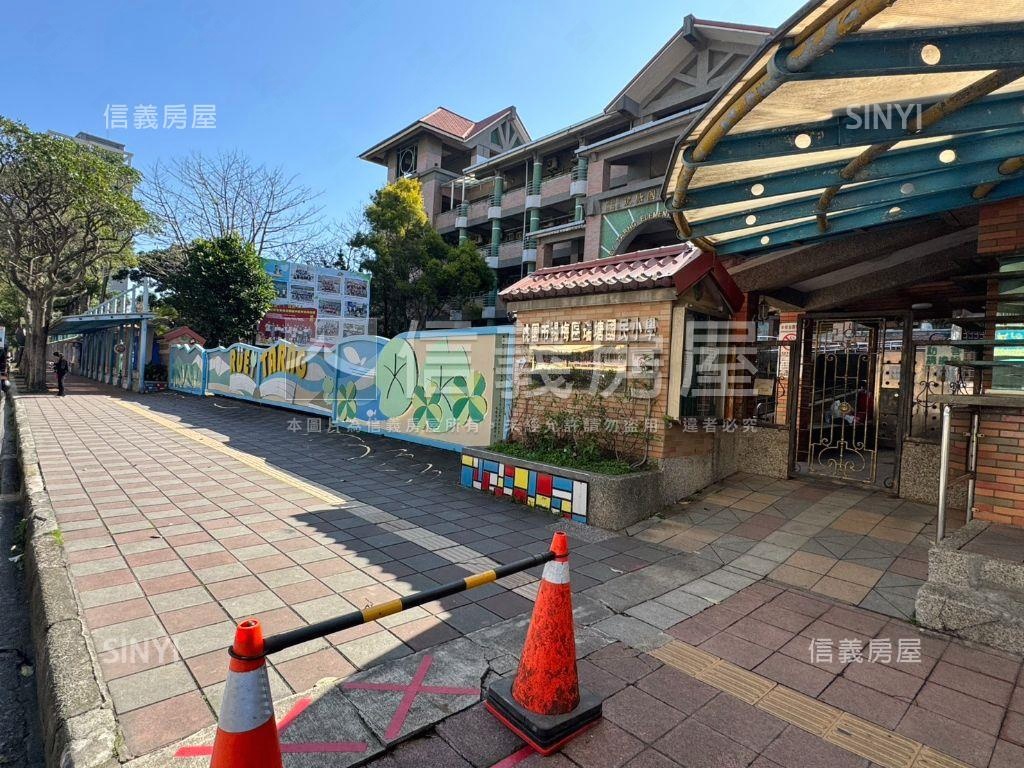 專任楊梅首選電梯三房車位房屋室內格局與周邊環境