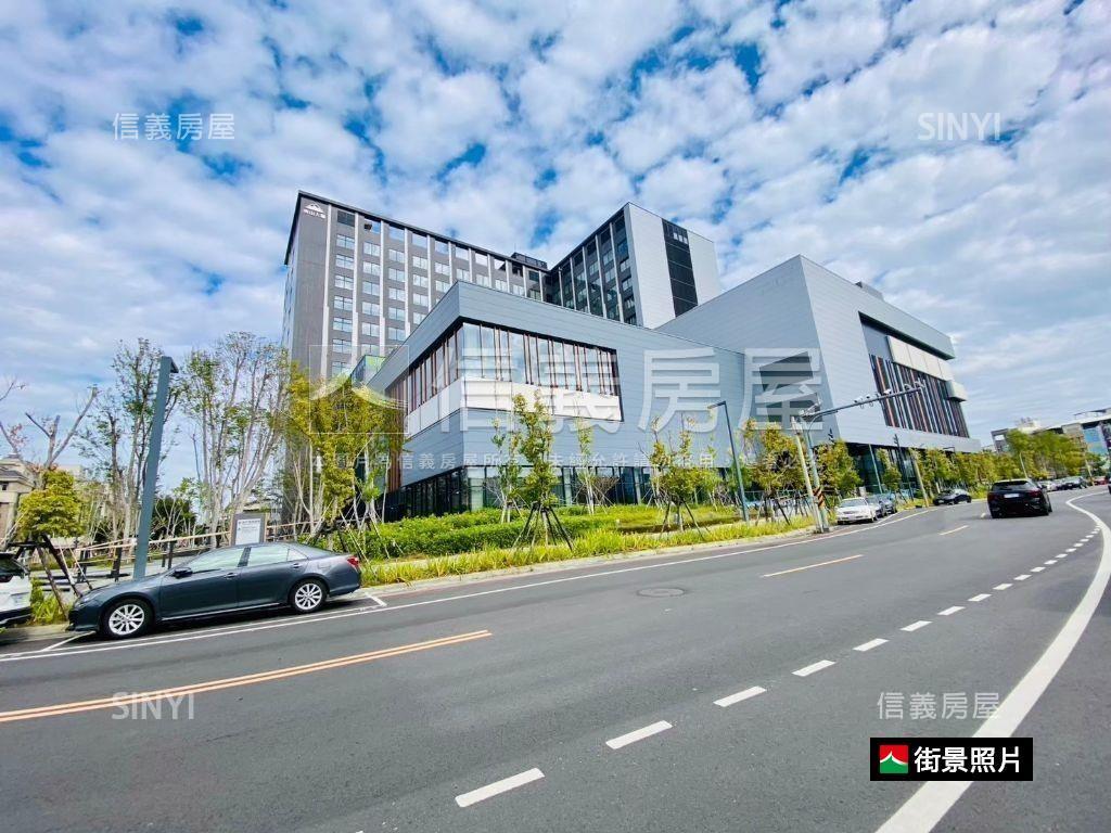 站前。綠意如茵兩房平車房屋室內格局與周邊環境