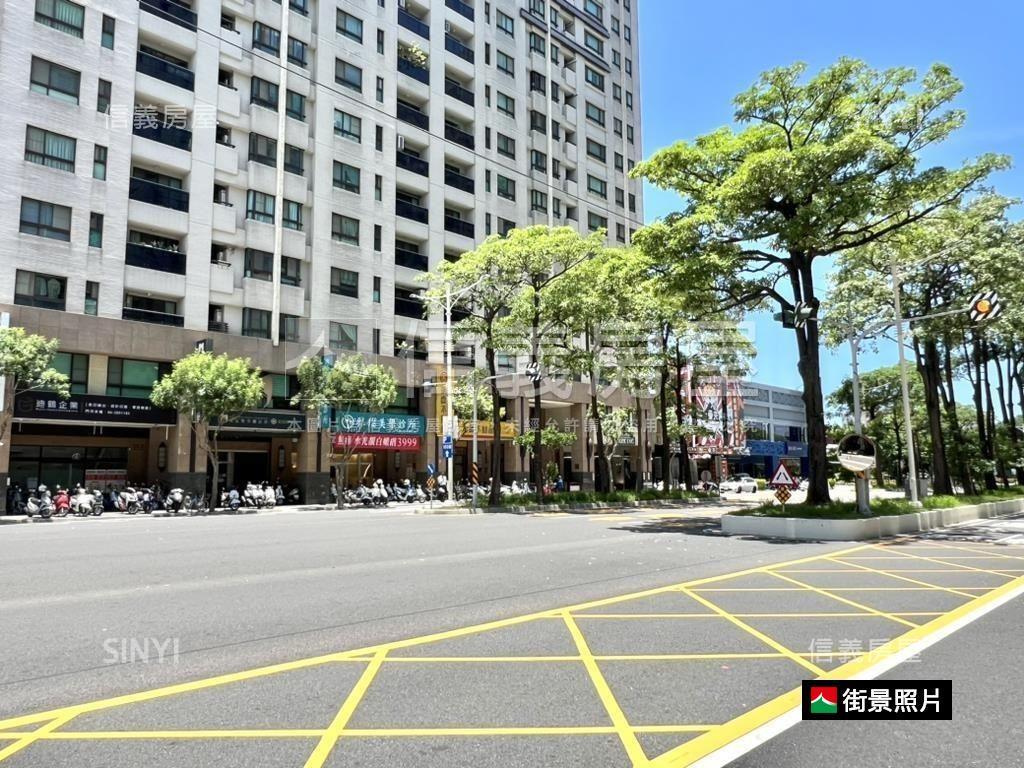 站前。綠意如茵兩房平車房屋室內格局與周邊環境