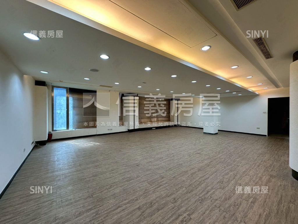 西門民族角窗店霸房屋室內格局與周邊環境