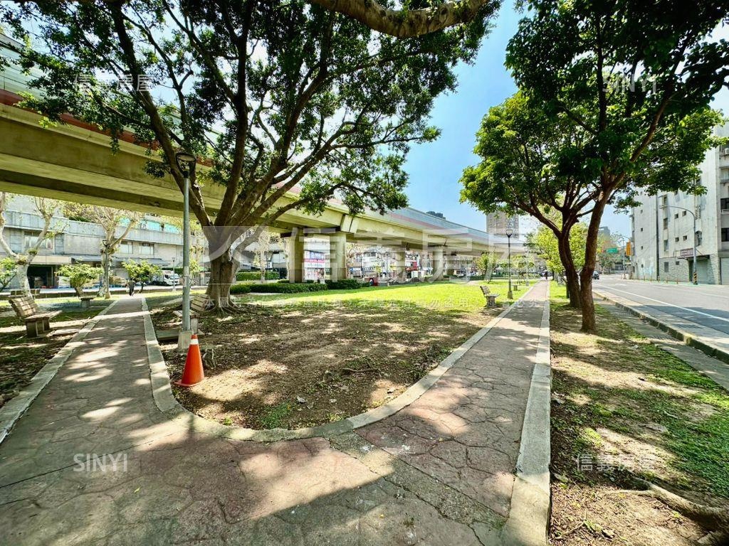芝山站北士科邊間頂加房屋室內格局與周邊環境