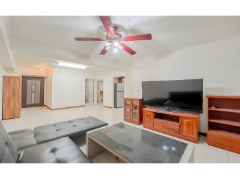 曉明女中旁。三房平車