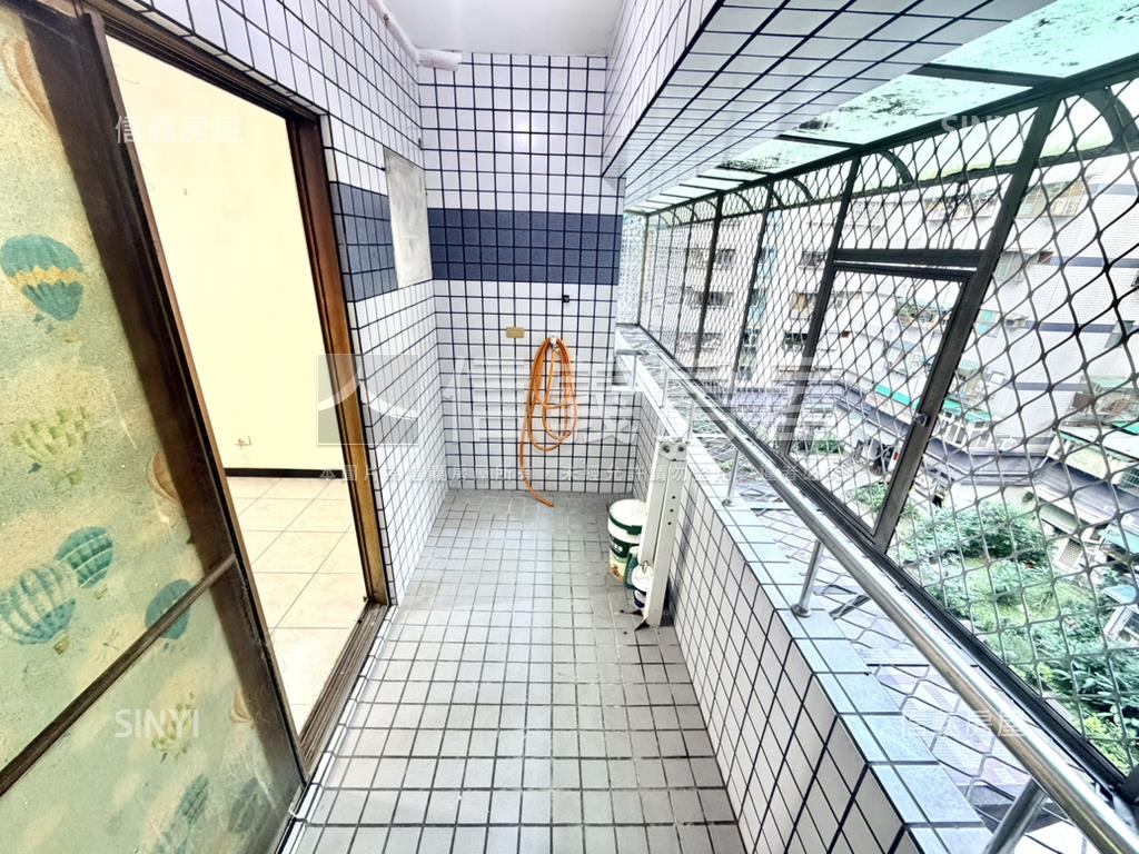 新和輕軌３房居房屋室內格局與周邊環境