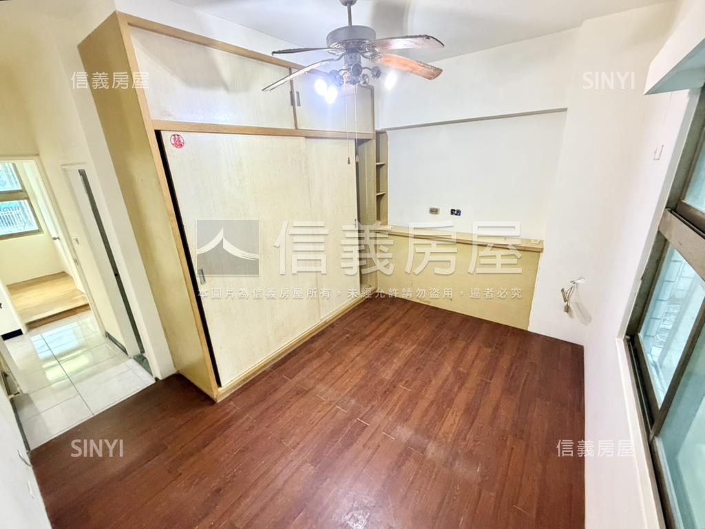 新和輕軌３房居房屋室內格局與周邊環境