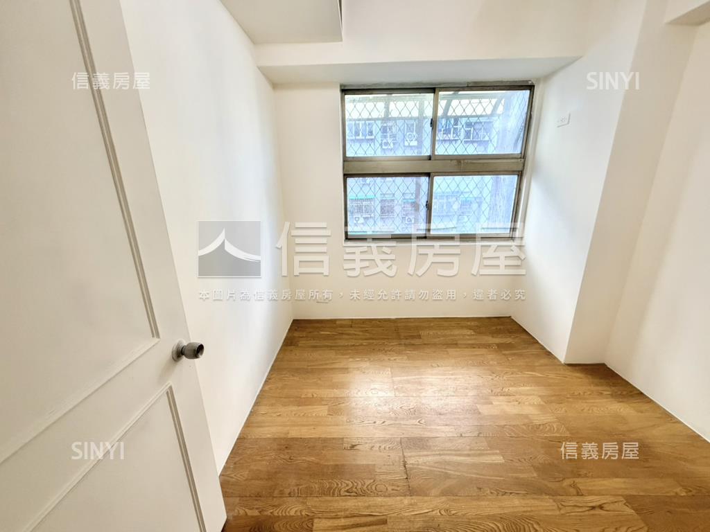 新和輕軌３房居房屋室內格局與周邊環境