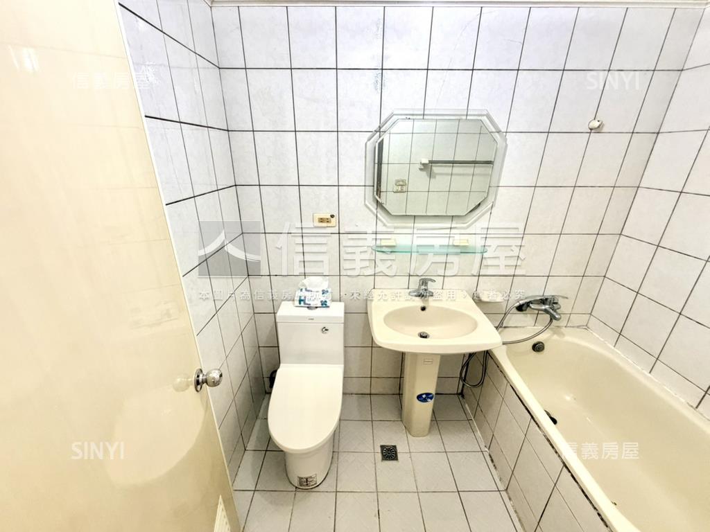 新和輕軌３房居房屋室內格局與周邊環境