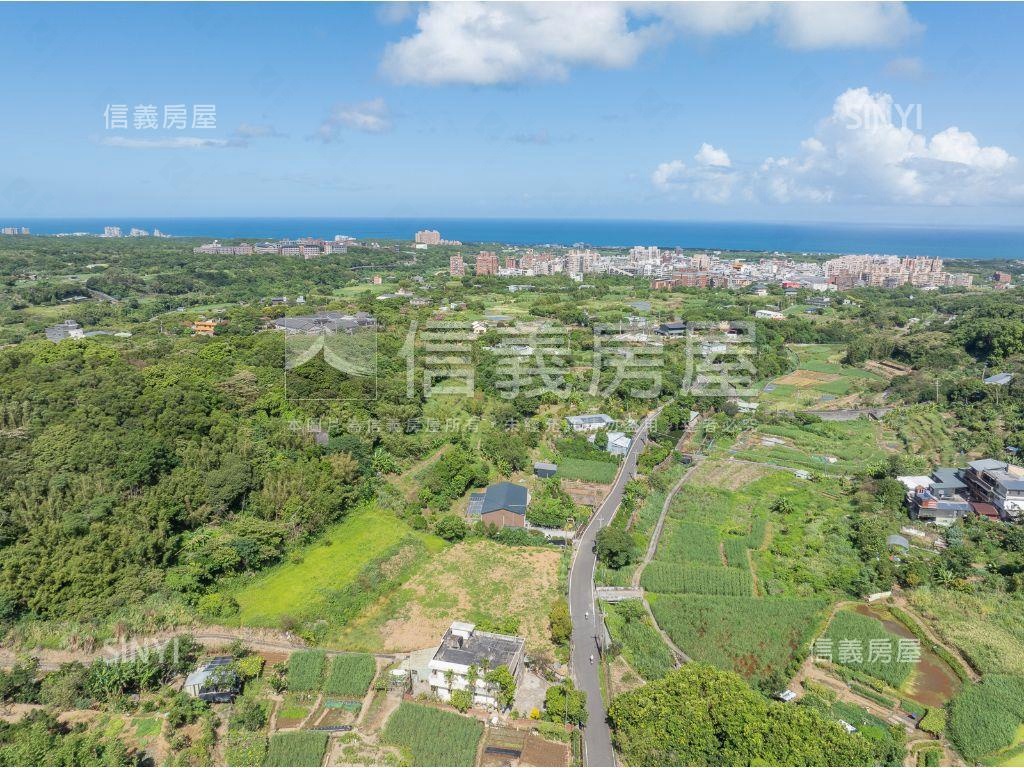 芝柏山莊旁臨路土地有水源房屋室內格局與周邊環境