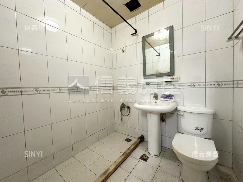 明峰一樓大空間房屋室內格局與周邊環境