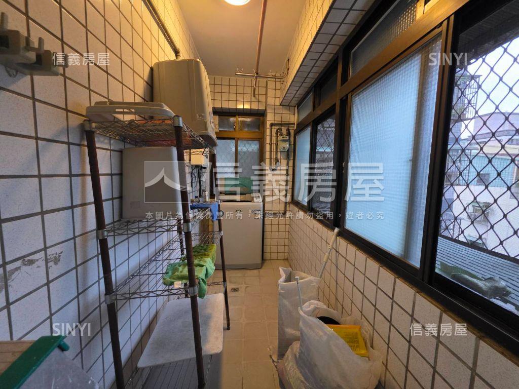 專任民安大鎮精裝兩房房屋室內格局與周邊環境