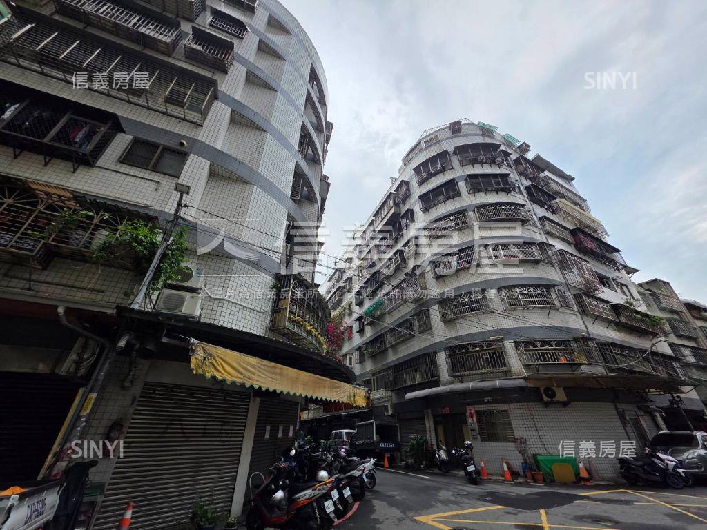 專任民安大鎮精裝兩房房屋室內格局與周邊環境