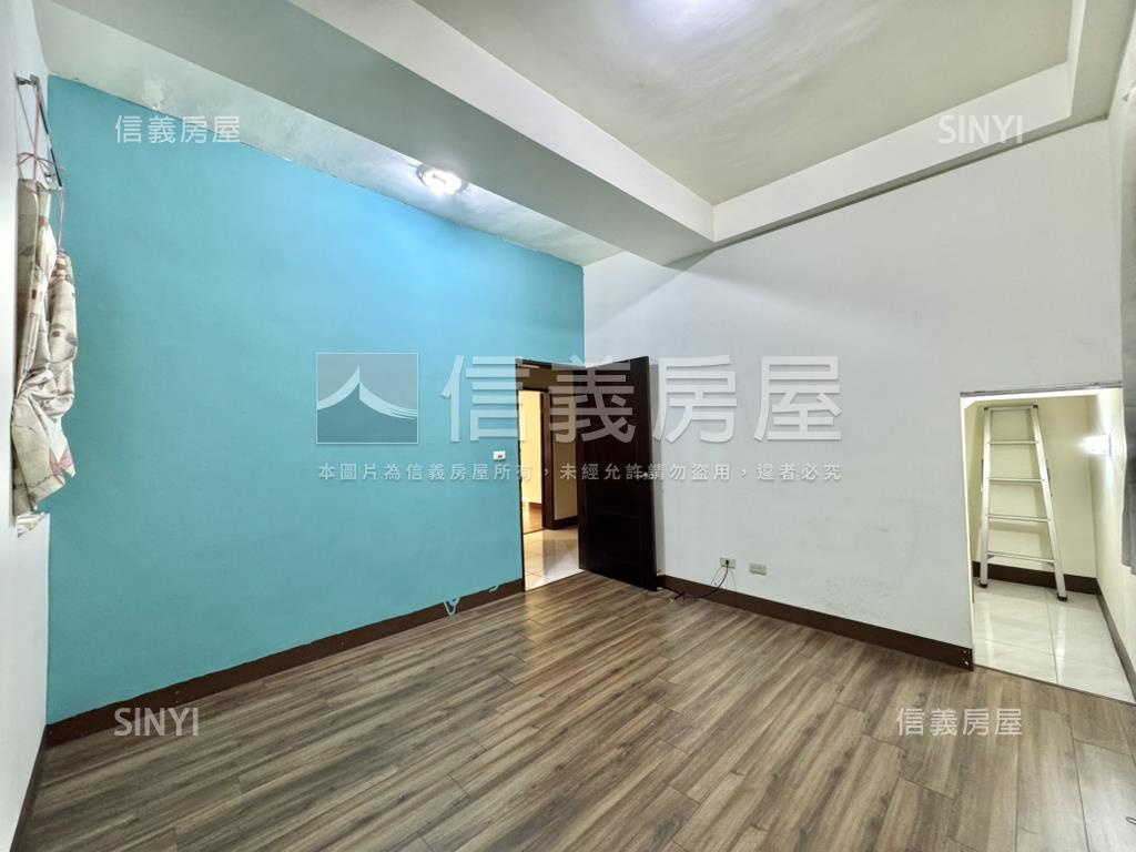 文化中心邊間無夾層美透天房屋室內格局與周邊環境
