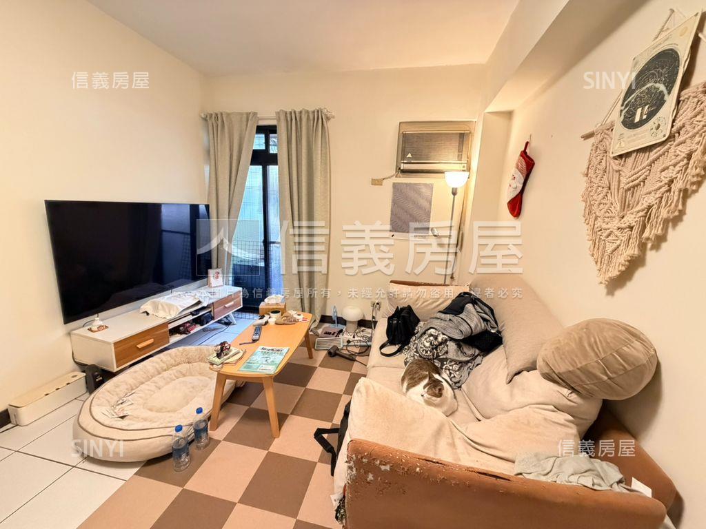 近捷運海德堡稀有兩房房屋室內格局與周邊環境