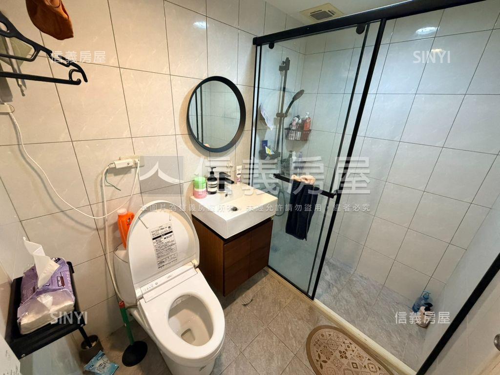 近捷運海德堡稀有兩房房屋室內格局與周邊環境