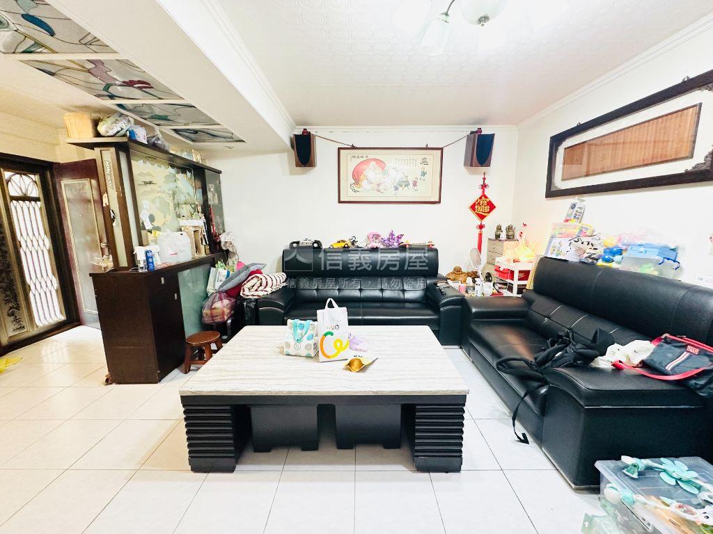 僑信美透天房屋室內格局與周邊環境