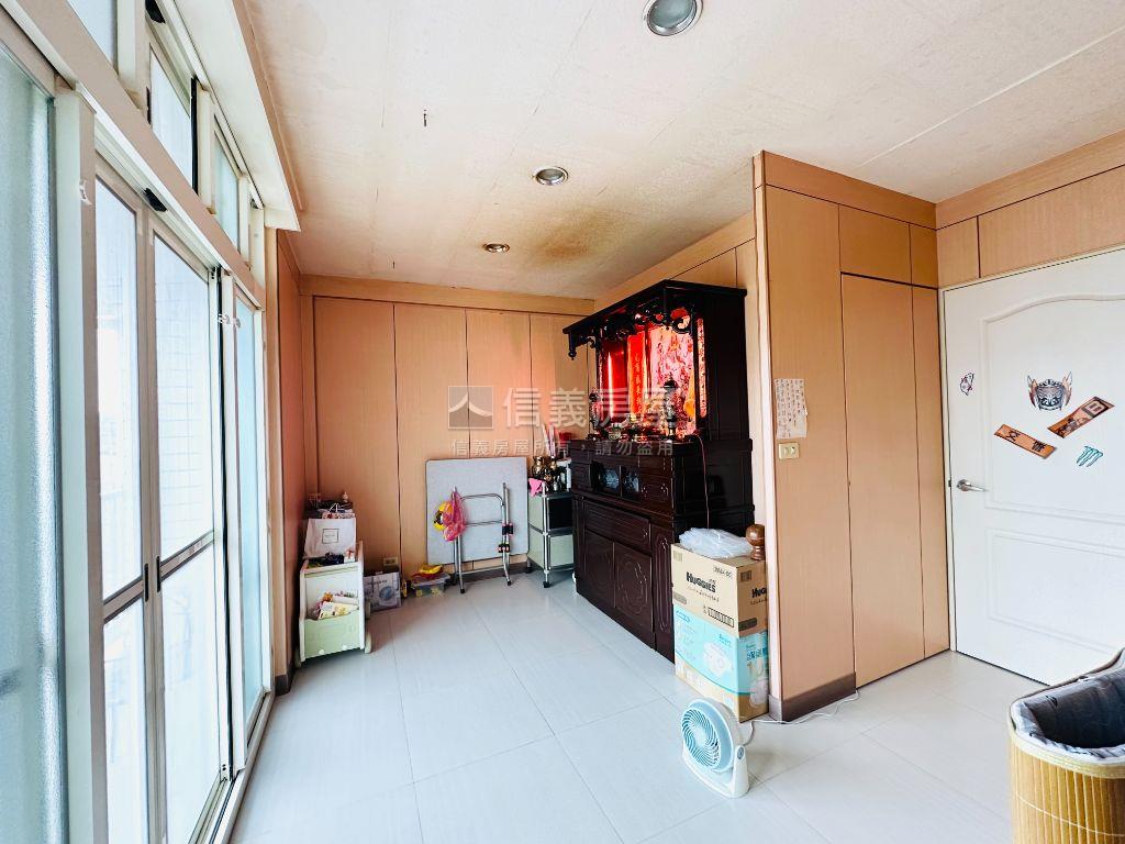 僑信美透天房屋室內格局與周邊環境