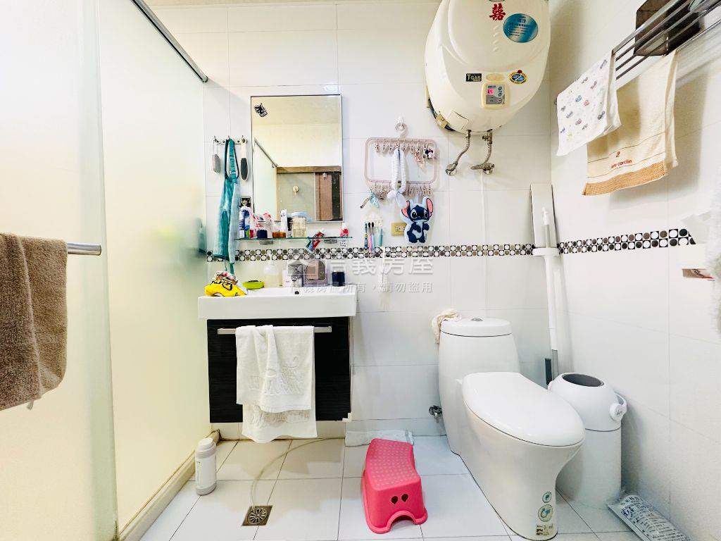 僑信美透天房屋室內格局與周邊環境
