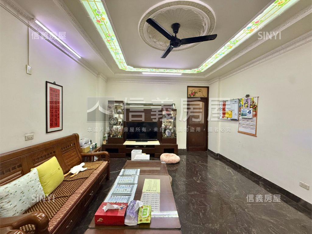 府安路五段獨院車墅房屋室內格局與周邊環境