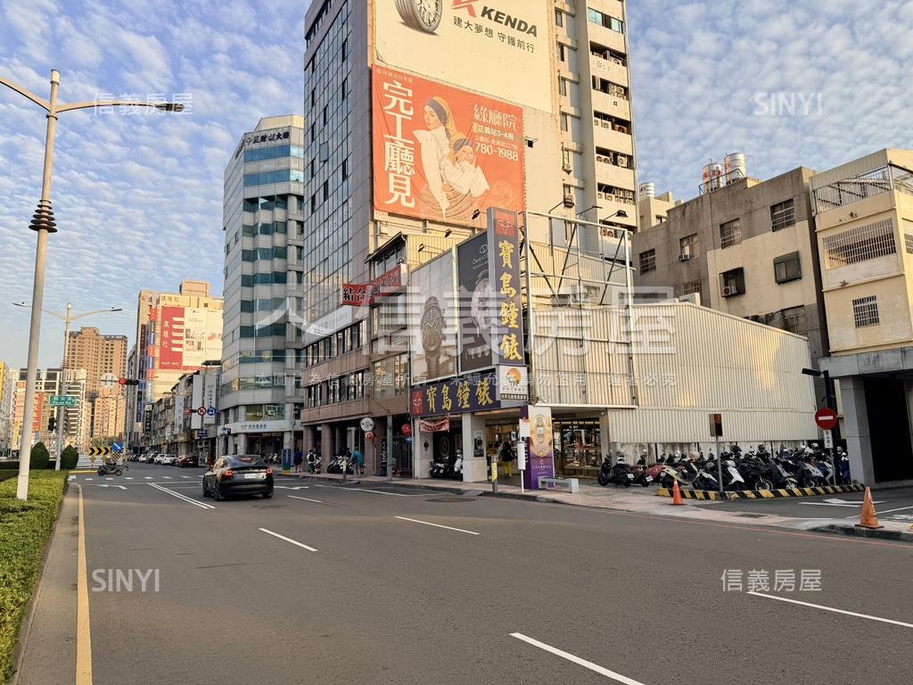 近輕軌捷運中正一路金透店房屋室內格局與周邊環境