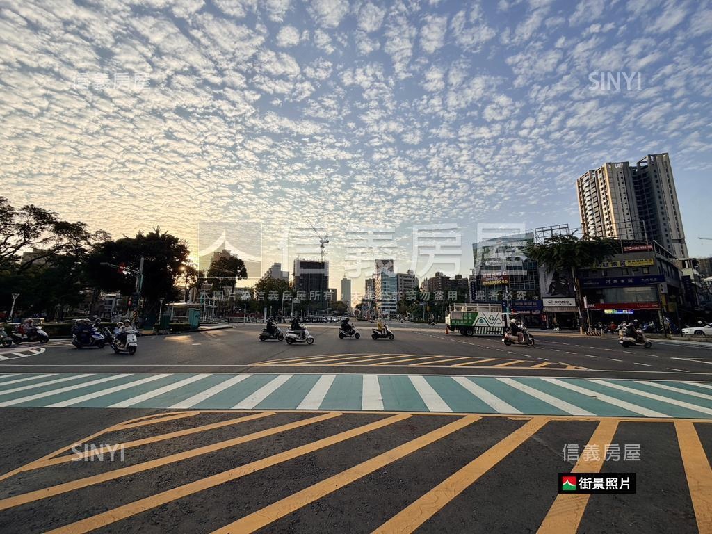 近輕軌捷運中正一路金透店房屋室內格局與周邊環境