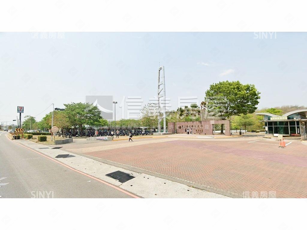 近科大、高師大．庭院邸房屋室內格局與周邊環境